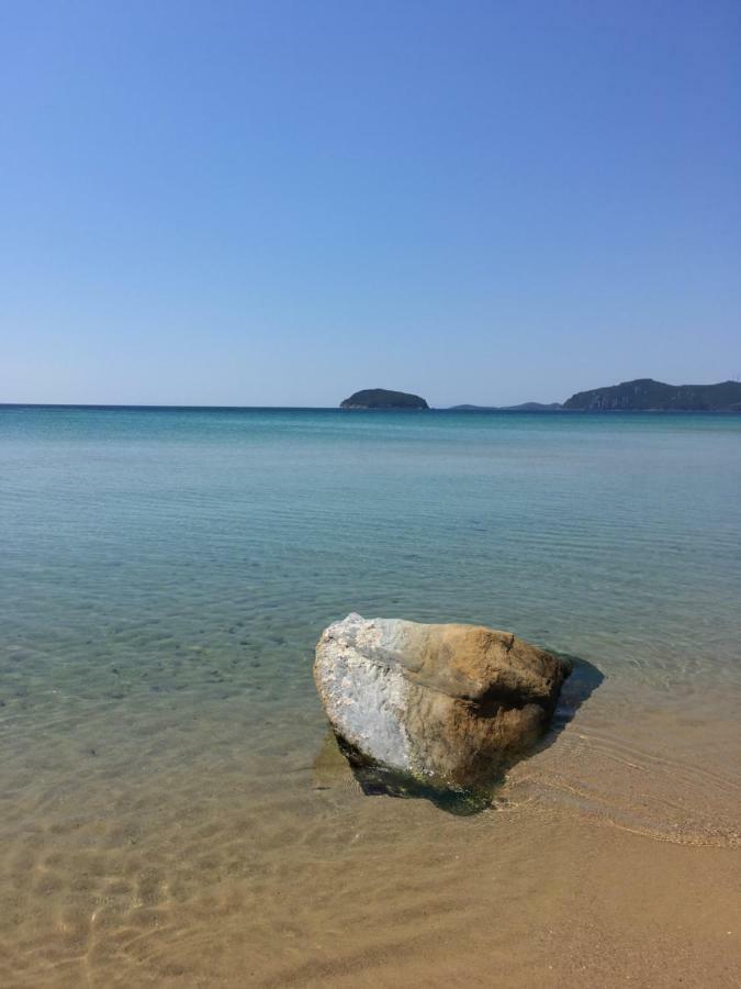 Villaroza Palaiontsiflikion Luaran gambar